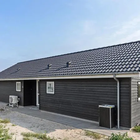 Nyaraló Widerik - 260m From The Sea In Bornholm By Interhome *
